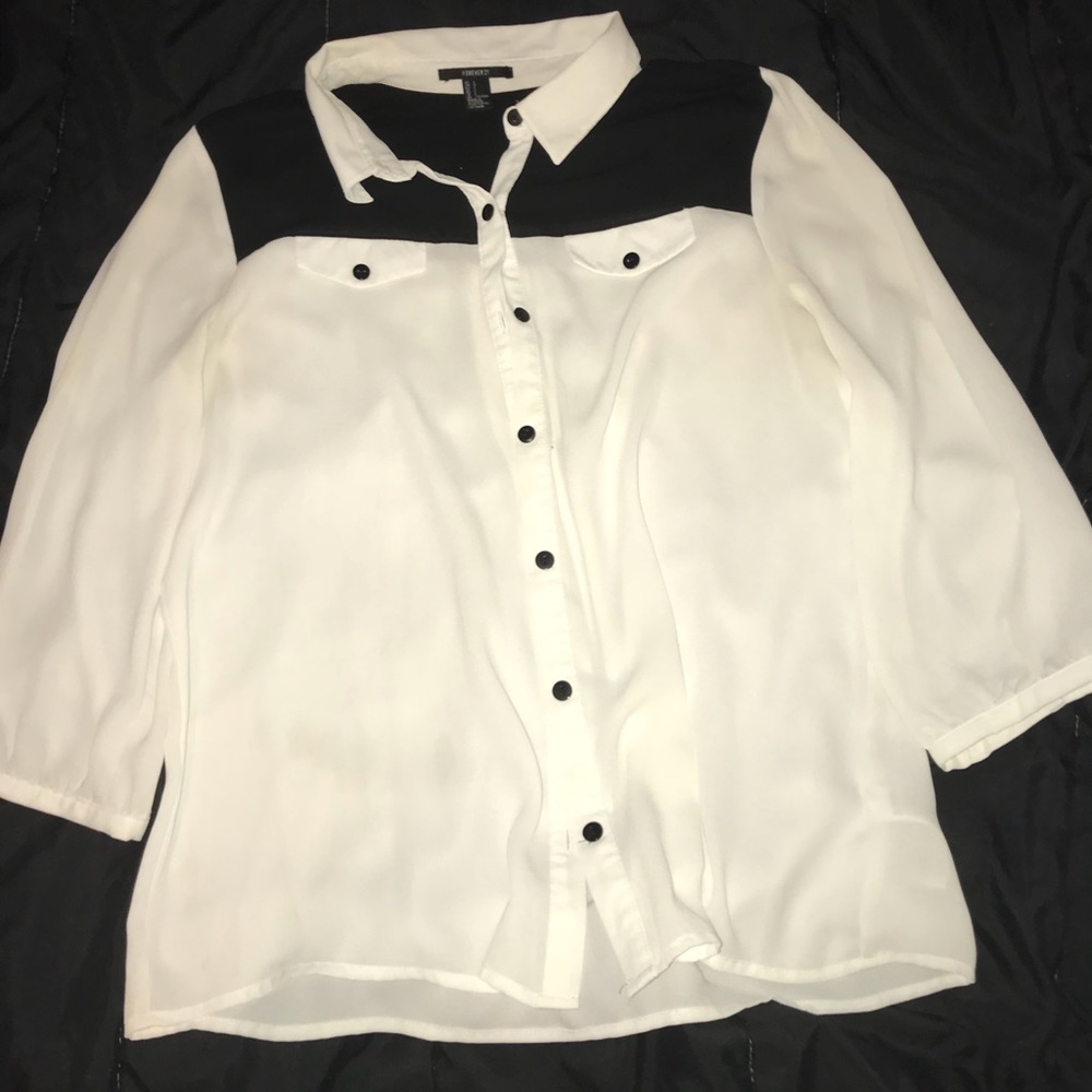 Forever 21 Black & White dress shirt, Size Large.